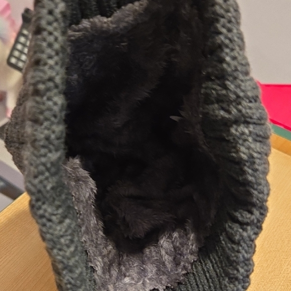 The North Face Dark Gray Cable Knit Beanie - Picture 3 of 3